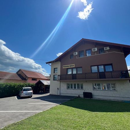 Prenociste-Sobe-Rooms-Aman Bihać Esterno foto