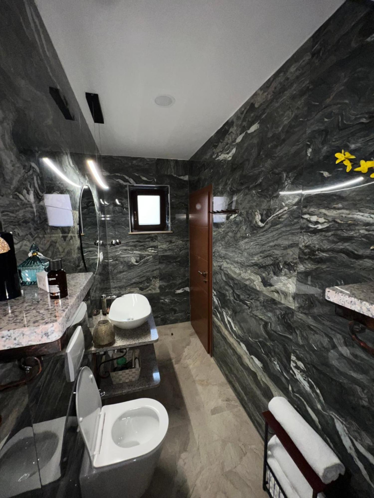 Prenociste-Sobe-Rooms-Aman Bihać Esterno foto