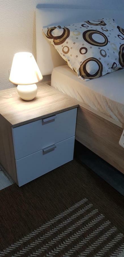 Prenociste-Sobe-Rooms-Aman Bihać Esterno foto