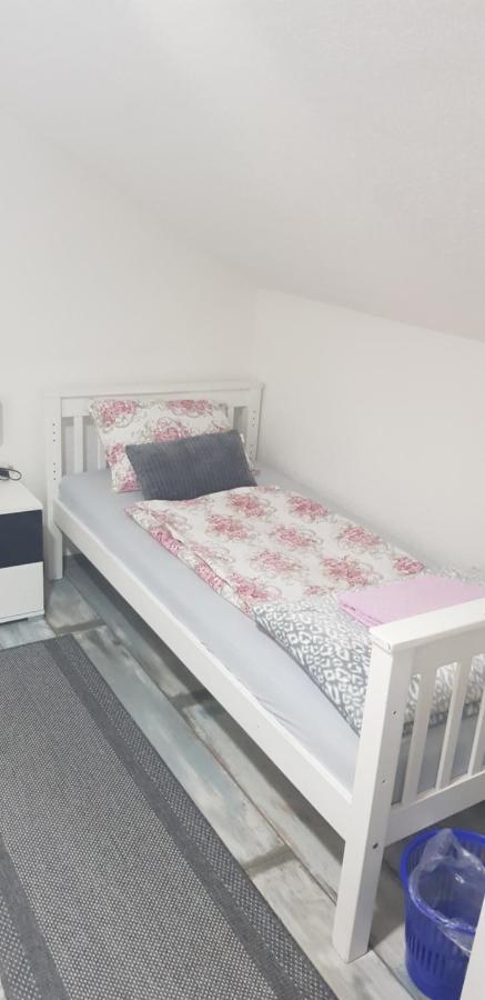 Prenociste-Sobe-Rooms-Aman Bihać Esterno foto